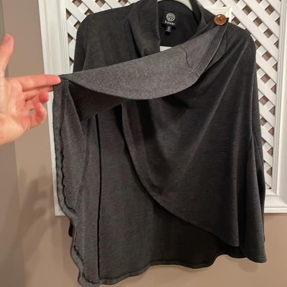 Bobeau classy lightweight crossover wrap charcoal gray roomy fit extra small. - Picture 5 of 7